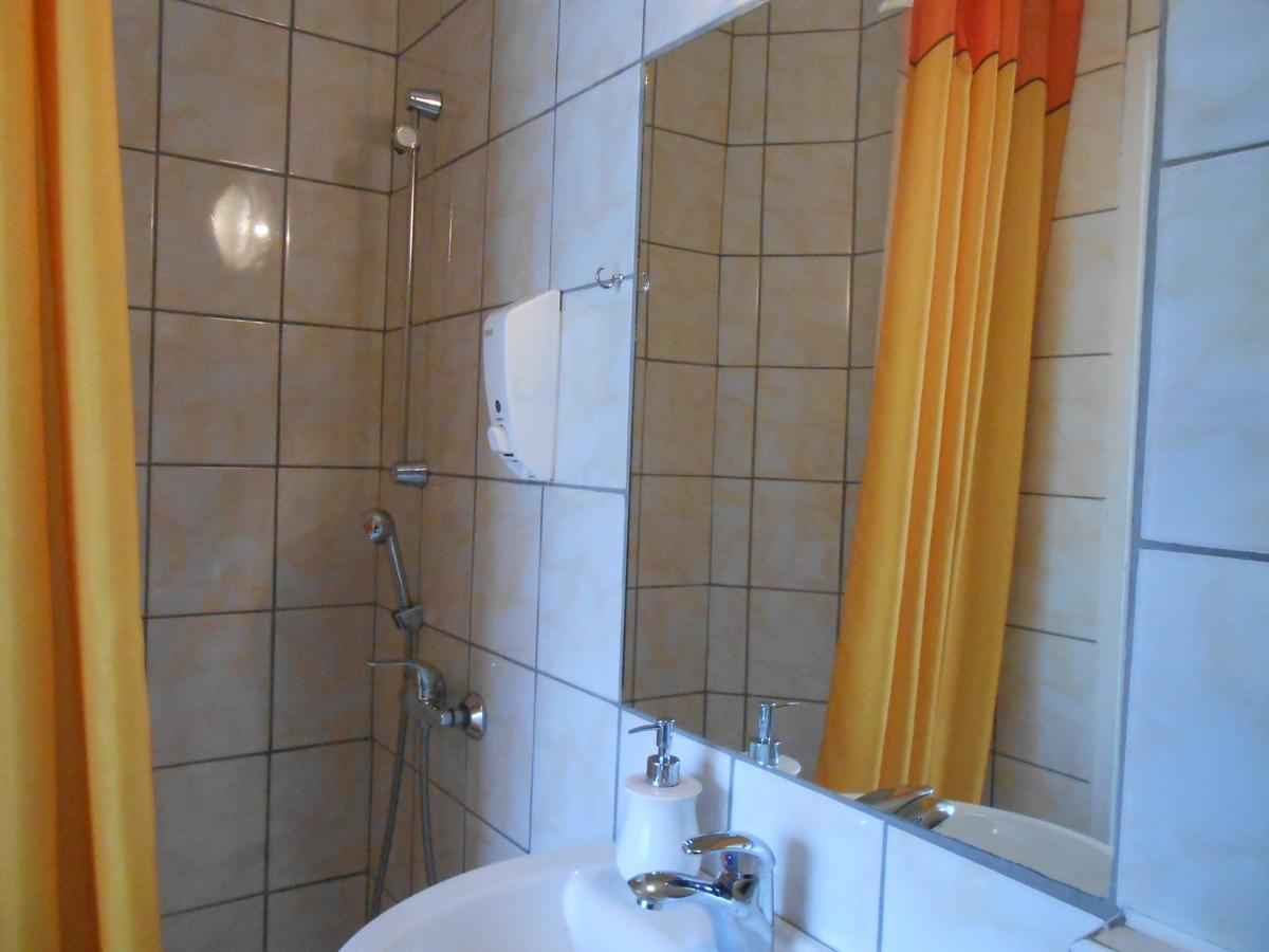 Hotel Leon Biała Podlaska Εξωτερικό φωτογραφία